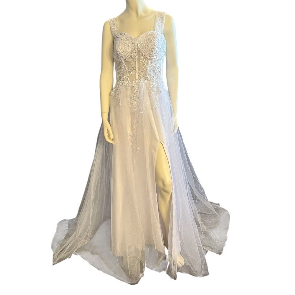 Gorgeous Sweetheart Neckline, Wide Strap, Sheer Sequin Bodice Wedding Dress NWOT